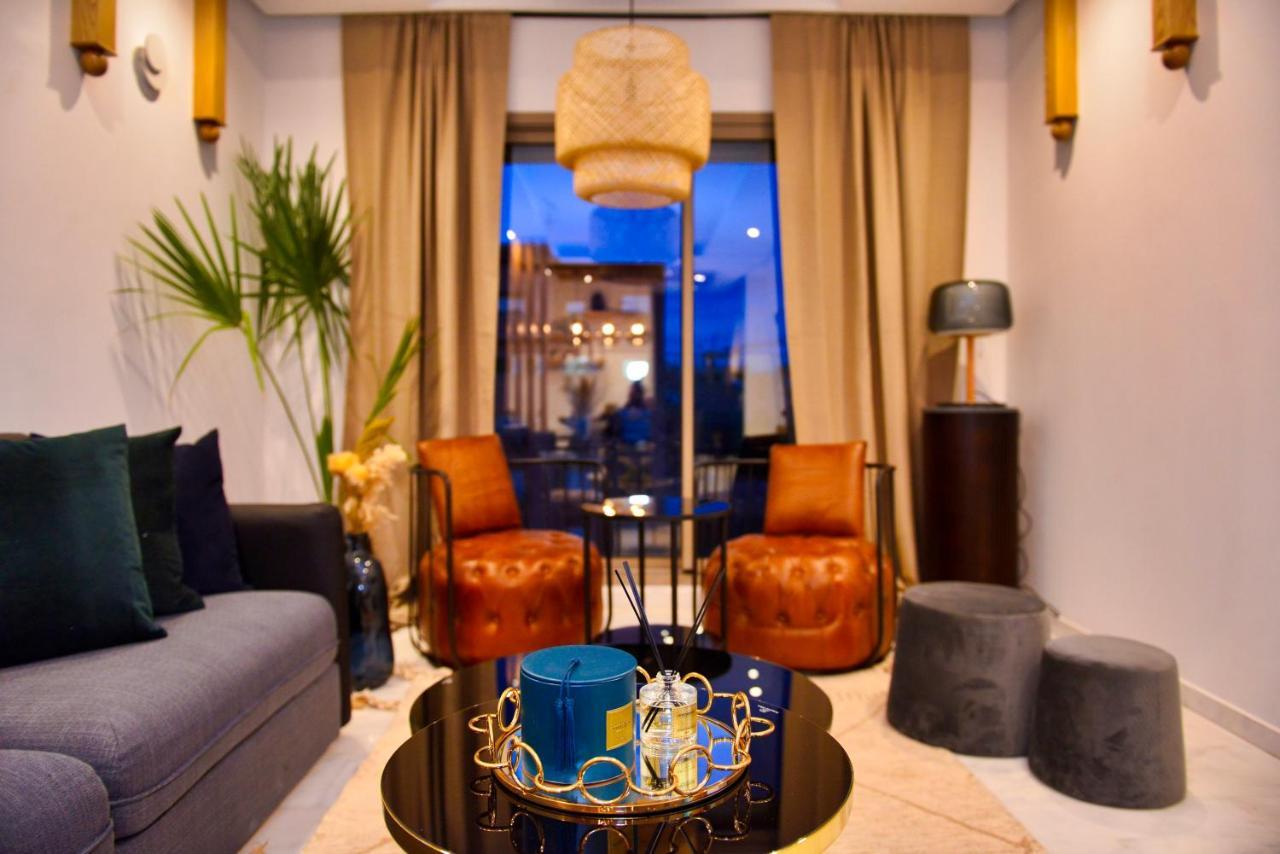 Appartement de prestige climatisé à l'hivernage 400m de la Gare Marrakesh Exterior foto
