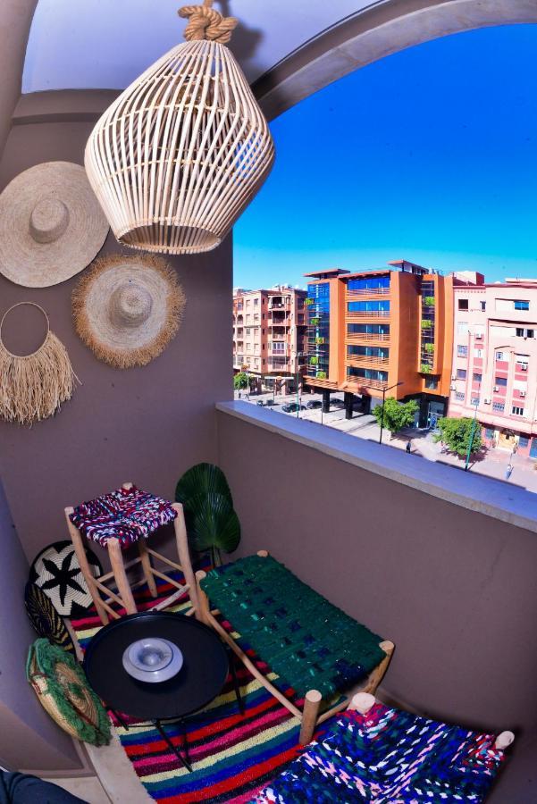 Appartement de prestige climatisé à l'hivernage 400m de la Gare Marrakesh Exterior foto